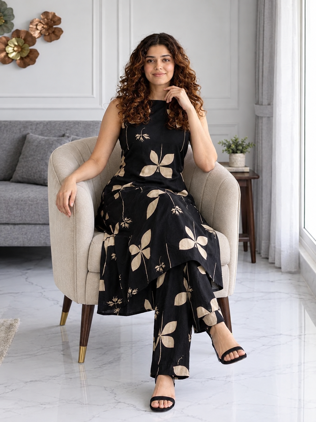 Women’s Black Floral Printed Kurta Pant Set | Sleeveless Cotton Ethnic Co-Ord Set | Elegant Casual Indian Wear