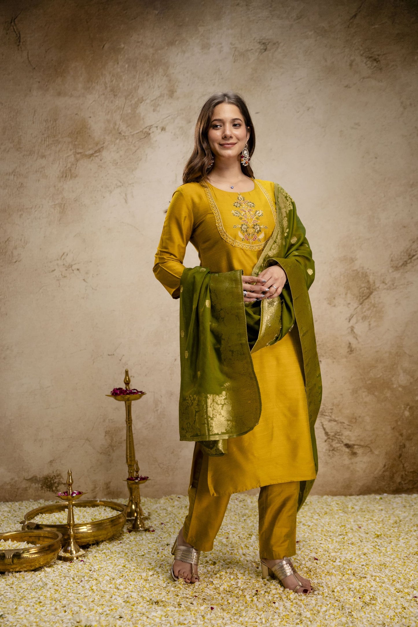Women's Lavender & Mustard Yellow Embroidered Vetican Kurta Pant Set with Banarasi Dupatta | Festive Ethnic Wear