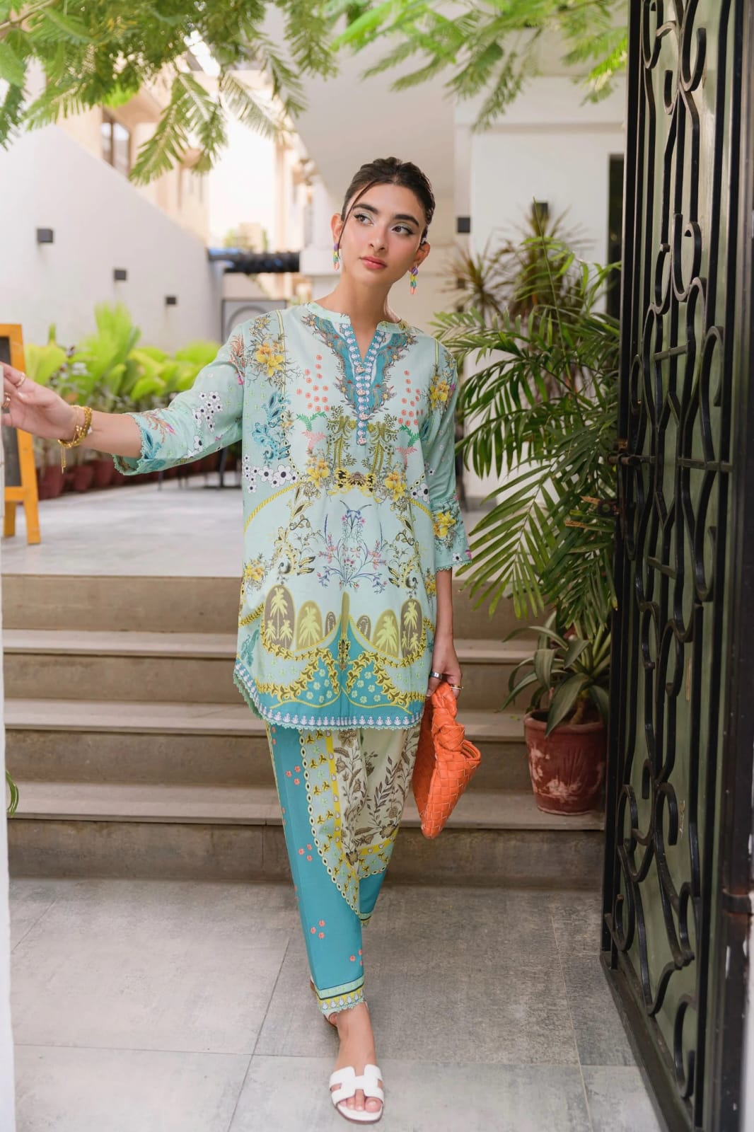 Premium Cream Floral Printed Coord Set for Women | Stylish Top & Pant Co-Ord Set for Casual, Office & Party Wear
