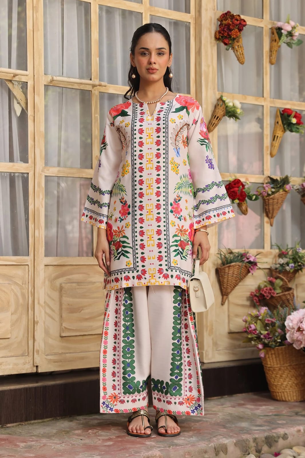 Premium Cream Floral Printed Coord Set for Women | Stylish Top & Pant Co-Ord Set for Casual, Office & Party Wear