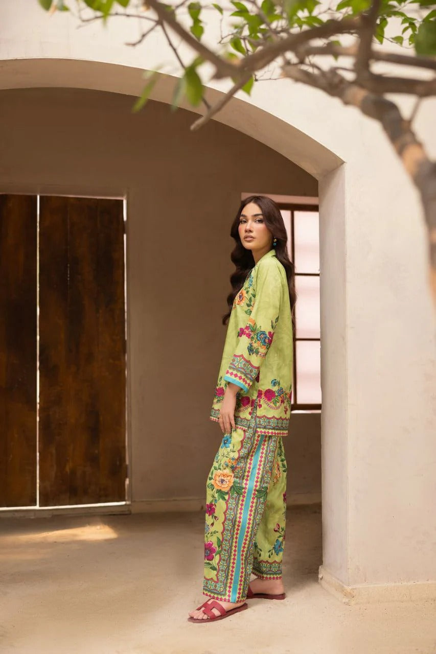 Premium Cream Floral Printed Coord Set for Women | Stylish Top & Pant Co-Ord Set for Casual, Office & Party Wear
